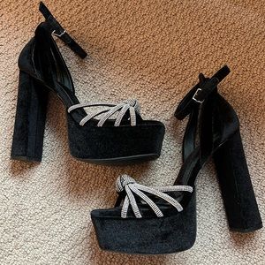 Gianni Bini Anissa Velvet Rhinestone Knot Platform Dress Sandals